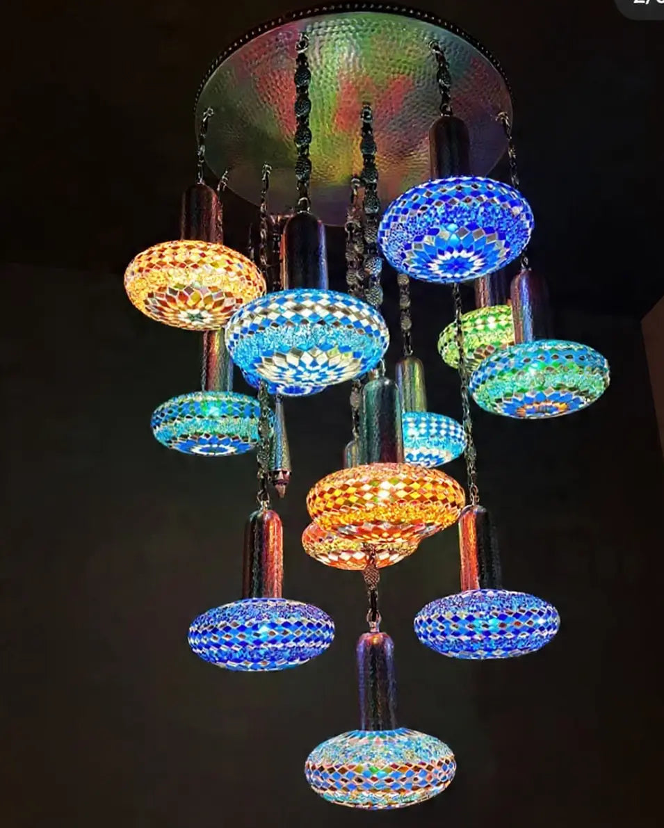 LOS PLANETAS SE ESTAN REUNIENDO EN TU CASA - LAMPARA COLGANTE DE MOSAICO PLANETARIA 13 LUCES