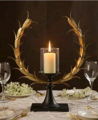 CANDELABRO DECORATIVO EN METAL DORADO Y NEGRO