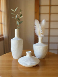 Set de Jarrones Decorativos Blancos en Marmolina