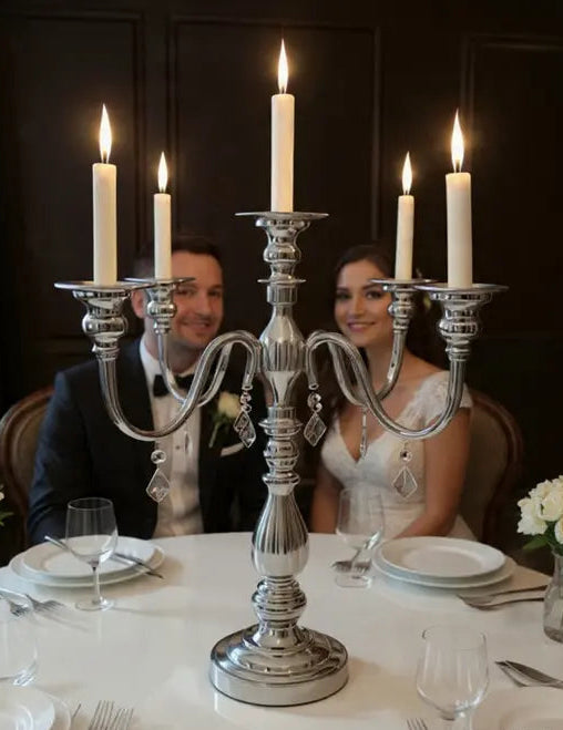 CANDELABRO DE METAL PLATEADO DE 5 VELAS