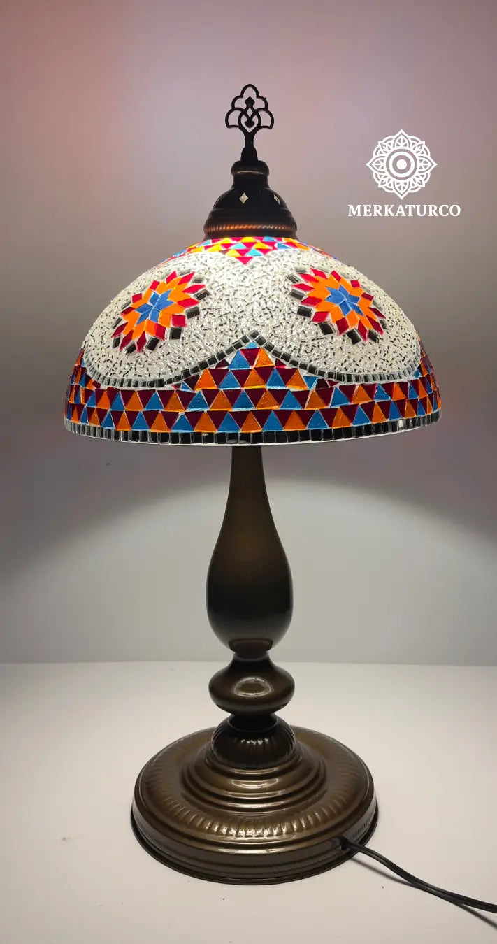 ARTE, COLOR Y CALIDEZ EN UNA SOLA LAMPARA - LAMPARA DE MESA CHAMPIÑON DORADO