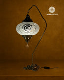 Lámpara turca de mesa Cisnero 5 elaborada a mano con diseño inspirado en arte otomano.