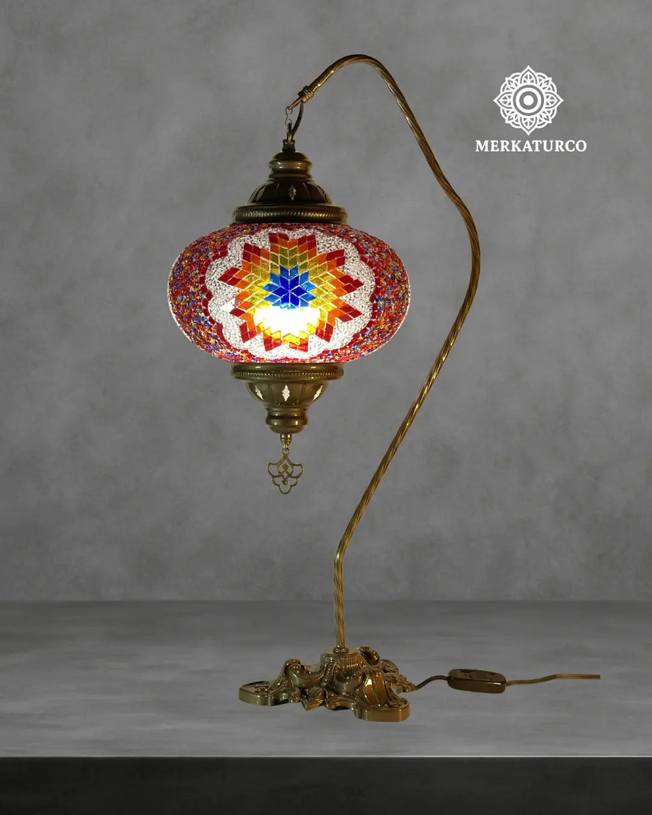 ARTE TURCO QUE ILUMINA CON ELEGANCIA - LAMPARA DE MESA CISNERO #5 MODELO 2
