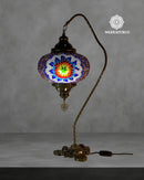 Lámpara turca de mesa Cisnero 5 modelo 5 elaborada a mano con diseño geométrico inspirado en arte otomano.