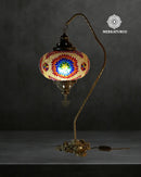 Lámpara turca de mesa modelo 6 hecha a mano con diseño oriental y estructura metálica decorativa.