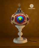 Detalle del mosaico artesanal de la lámpara turca Torre 5 modelo 3, luz decorativa inspirada en arte otomano.