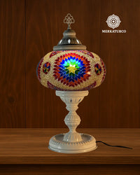 Lámpara de mesa turca artesanal Torre 5 modelo 3 con mosaico hecho a mano y base metálica de alta calidad Merkaturco.