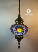 Lámpara colgante decorativa perfecta para espacios elegantes.  