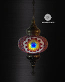 Lámpara turca colgante ideal para salas y comedores elegantes.  