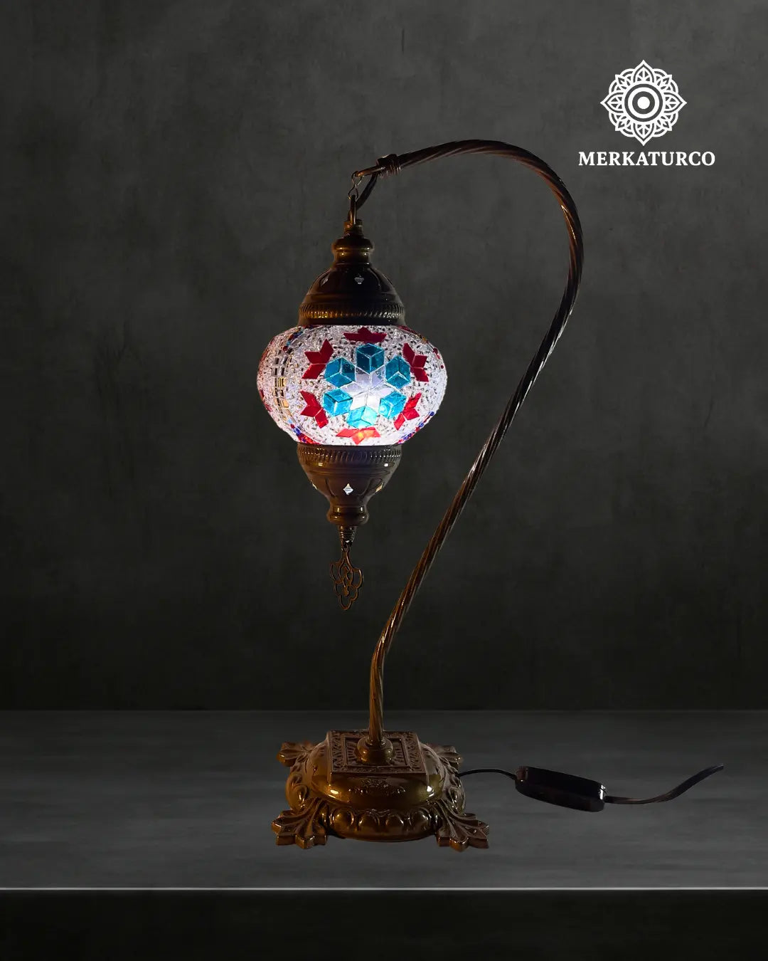 lampara-turca-mosaico-mesa-cisnero-2-modelo-2-fondo-oscuro