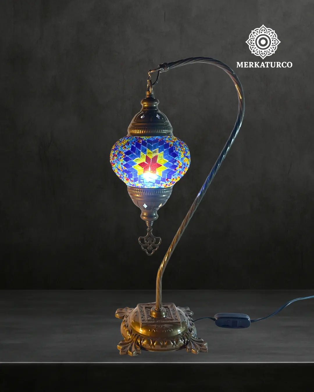 lampara-turca-mosaico-mesa-cisnero-2-modelo-9-fondo-oscuro