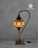 lampara-turca-mosaico-mesa-cisnero-3-modelo-1-fondo-concreto