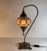 lampara-turca-mosaico-mesa-cisnero-3-modelo-1-fondo-blanco