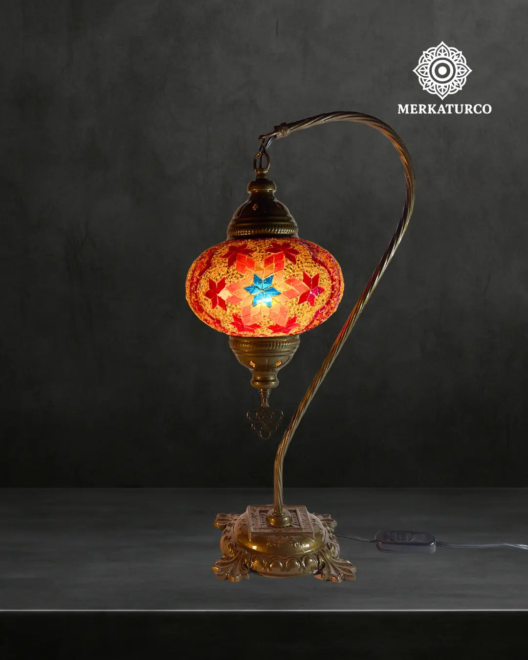 lampara-turca-mosaico-mesa-cisnero-3-modelo-4-fondo-oscuro