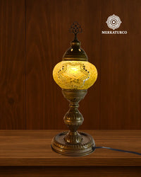 lampara-turca-mosaico-mesa-torre-2-corto-modelo-1-fondo-madera