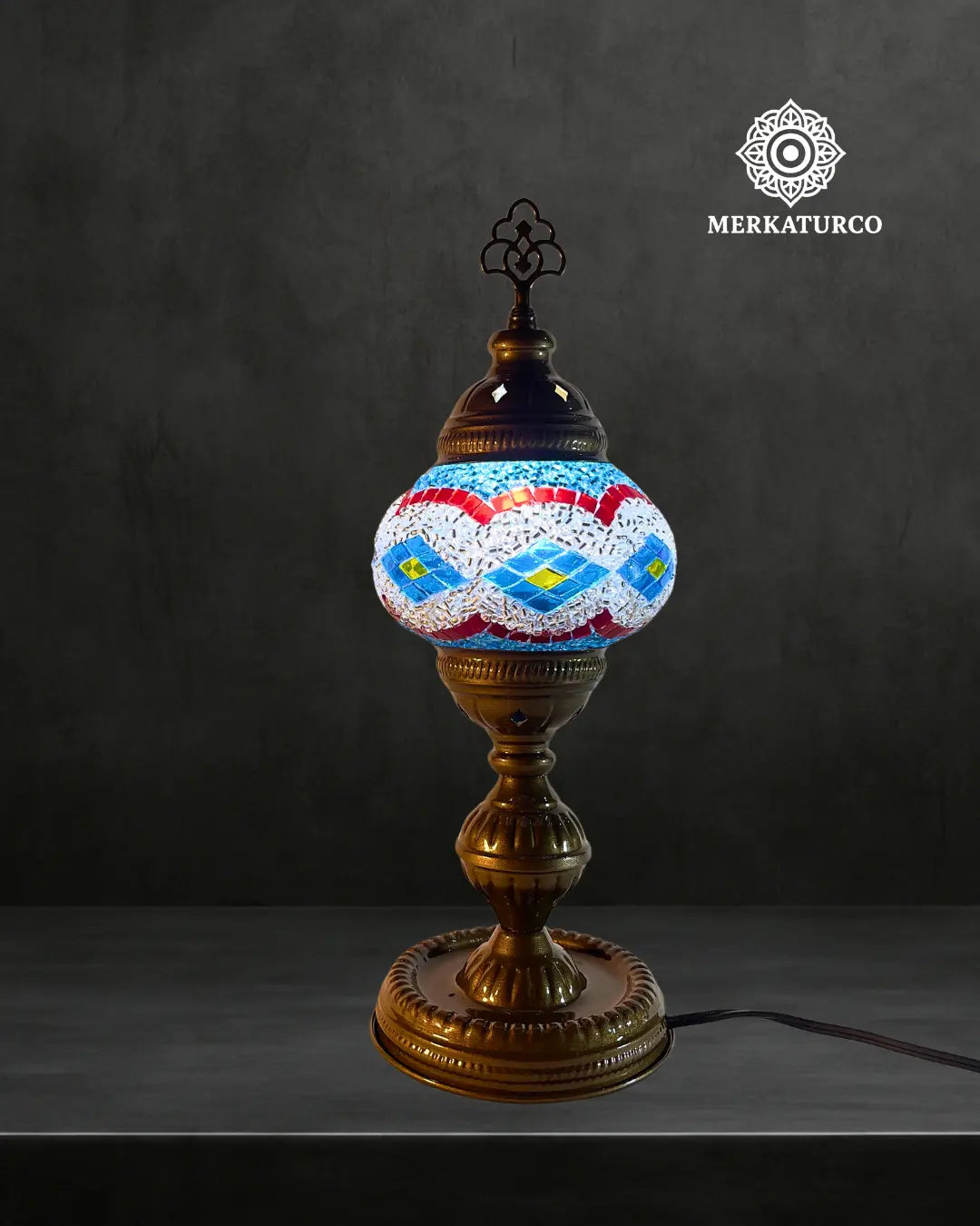 lampara-turca-mosaico-mesa-torre-2-corto-modelo-3-fondo-oscuro
