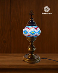 lampara-turca-mosaico-mesa-torre-2-corto-modelo-3-fondo-madera