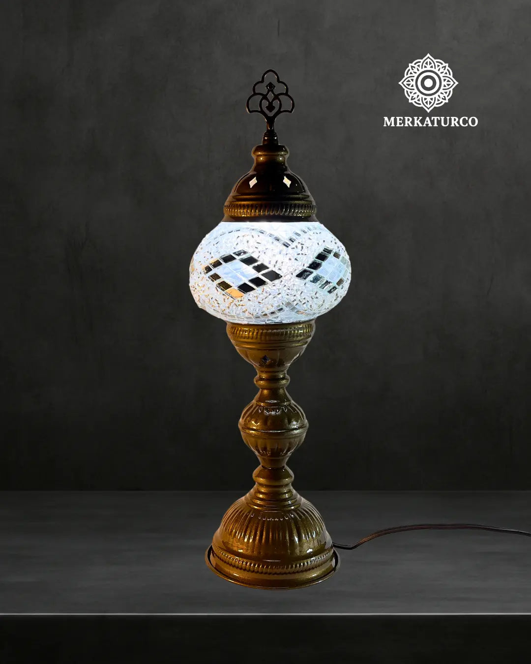 lampara-turca-mosaico-mesa-torre-2-largo-modelo-1-fondo-oscuro