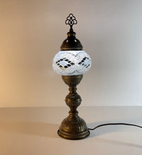 lampara-turca-mosaico-mesa-torre-2-largo-modelo-1-fondo-blanco