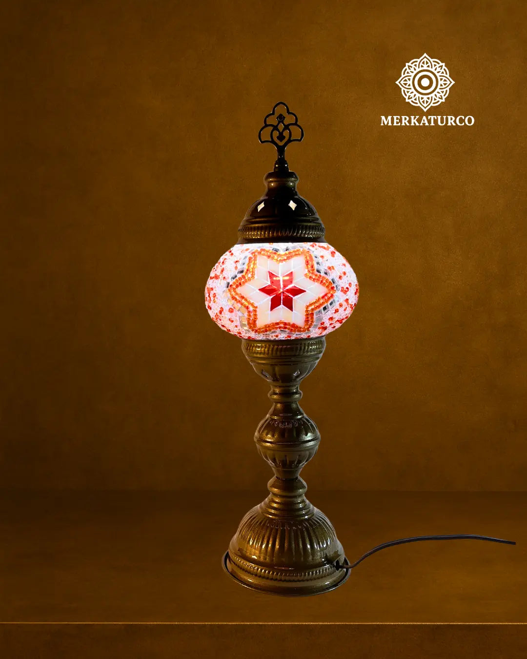 lampara-turca-mosaico-mesa-torre-2-largo-modelo-4-fondo-dorado