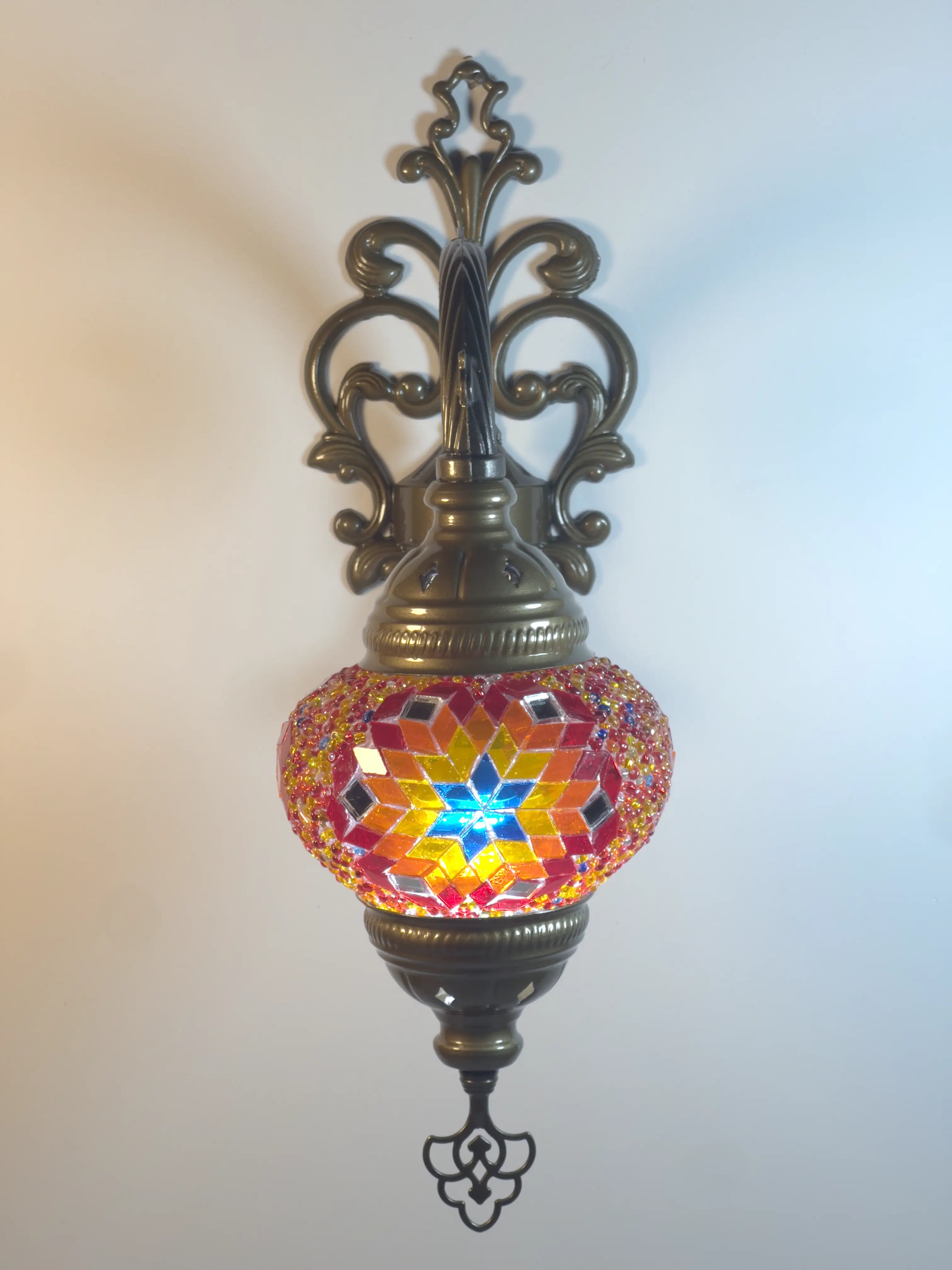 lampara-turca-mosaico-pared-aplika-2-modelo-2-fondo-blanco