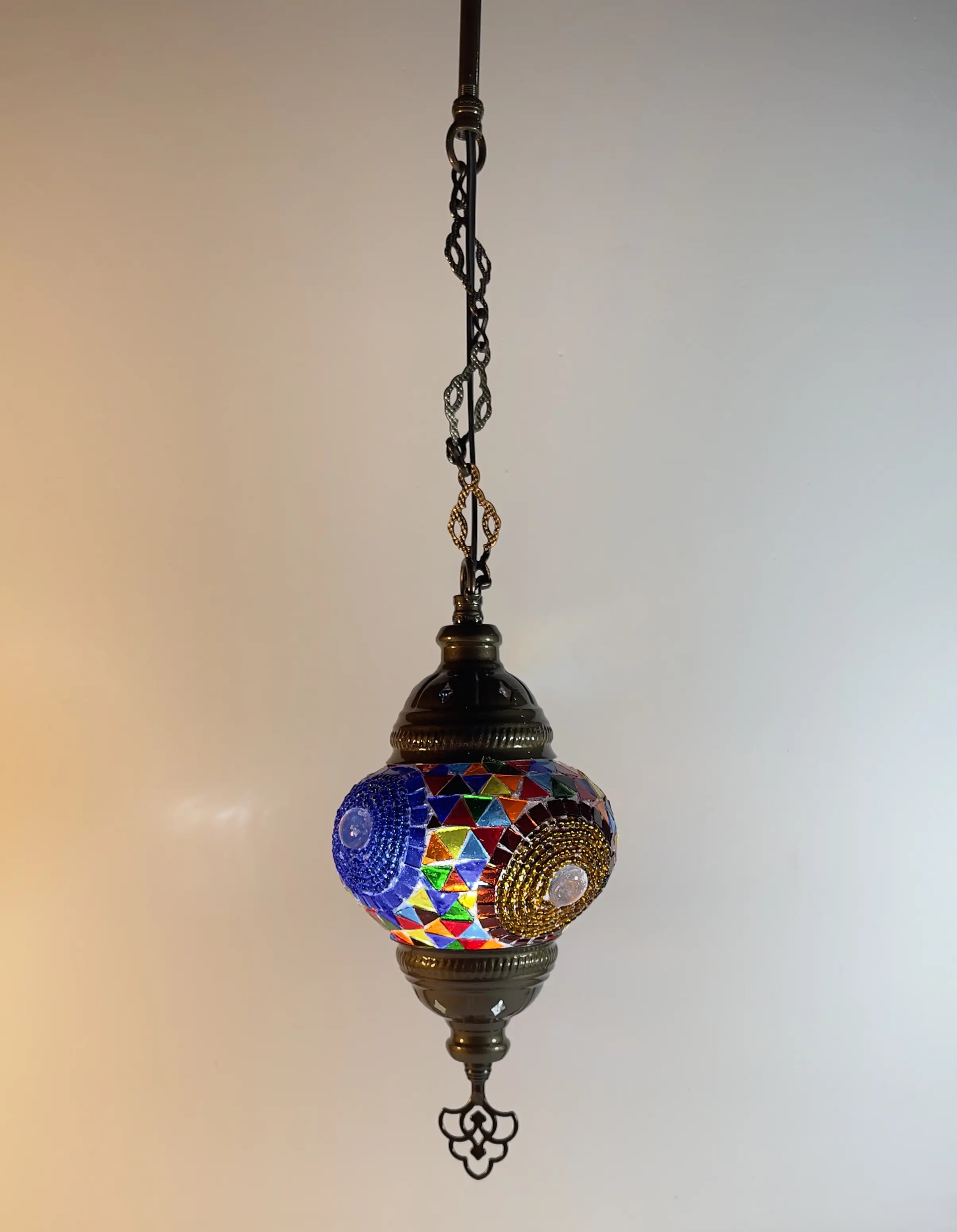 lampara-turca-mosaico-colgante-2-modelo-6-fondo-blanco
