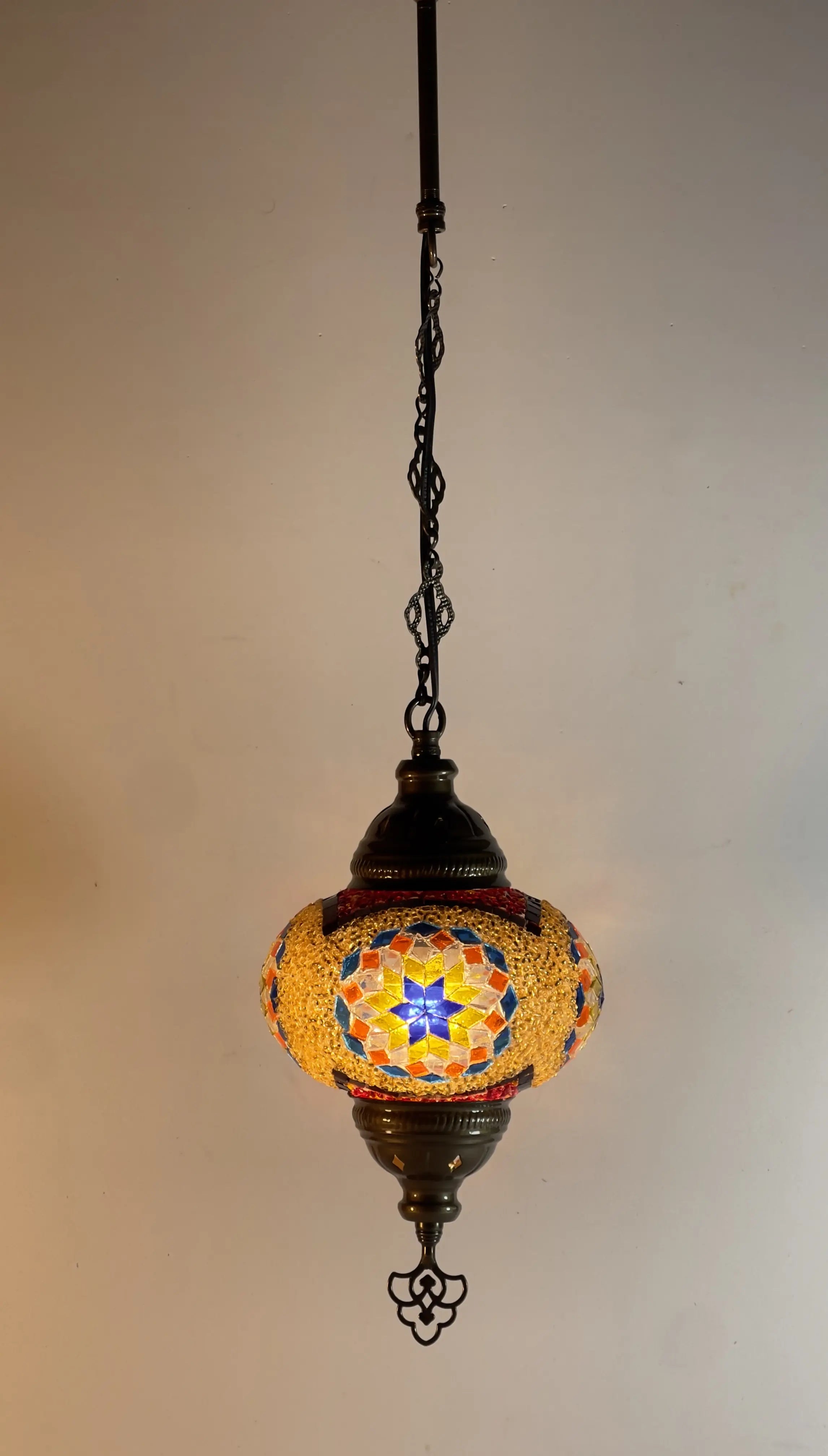 lampara-turca-mosaico-techo-colgante-3-modelo-10-fondo-blanco