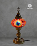 lampara-turca-mosaico-mesa-torre-3-corto-modelo-1-fondo-concreto