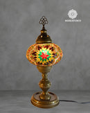 lampara-turca-mosaico-mesa-torre-3-corto-modelo-3-fondo-concreto