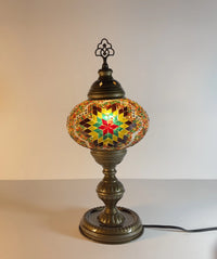 lampara-turca-mosaico-mesa-torre-3-corto-modelo-3-fondo-blanco