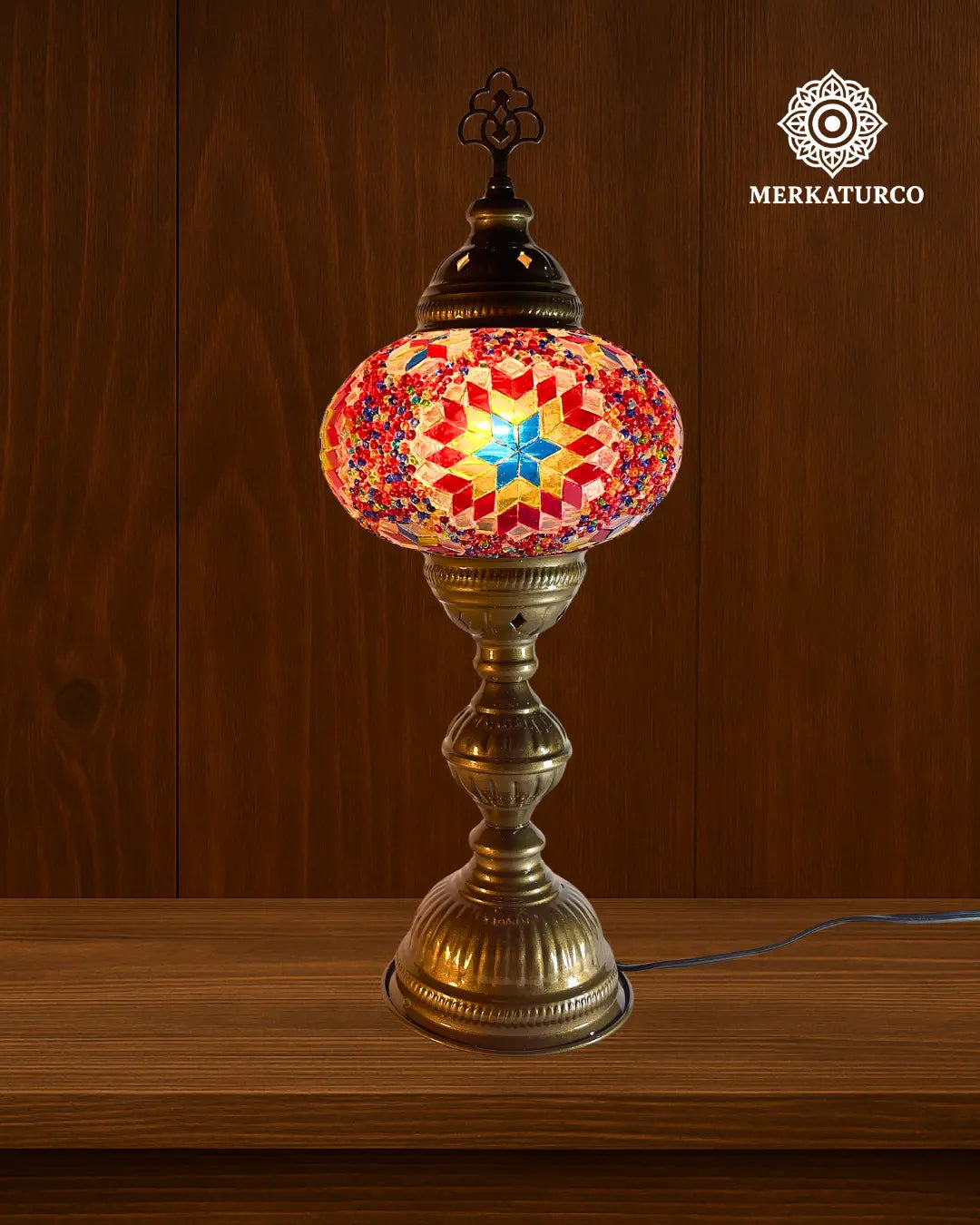 NO ES SOLO UNA LAMPARA, ES UN SIMBOLO DE AUTENTICIDAD. LAMPARA DE MESA TORRE #3 LARGO MODELO 6