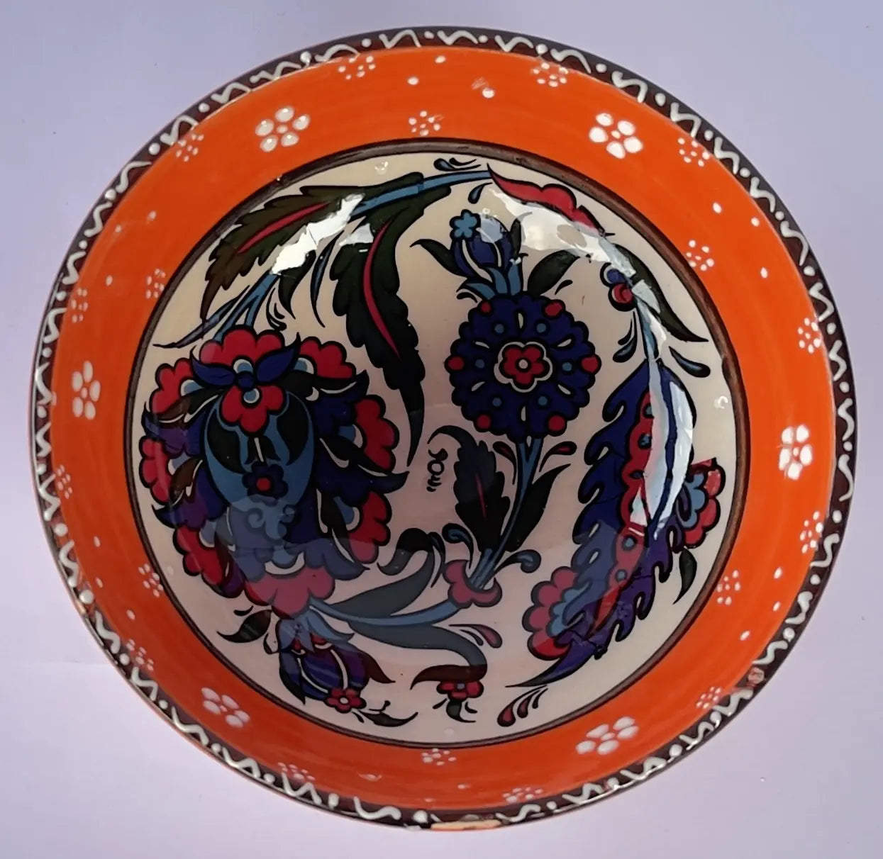 ELEGANCIA ARTESANAL EN TAMANO PERFECTO - PLATO HONDO DECORATIVO DE CERAMICA – 12CM